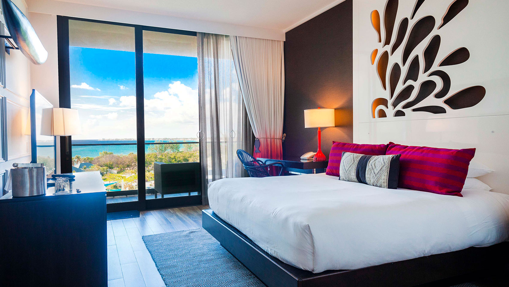 Kimpton Seafire Standard OceanView Room