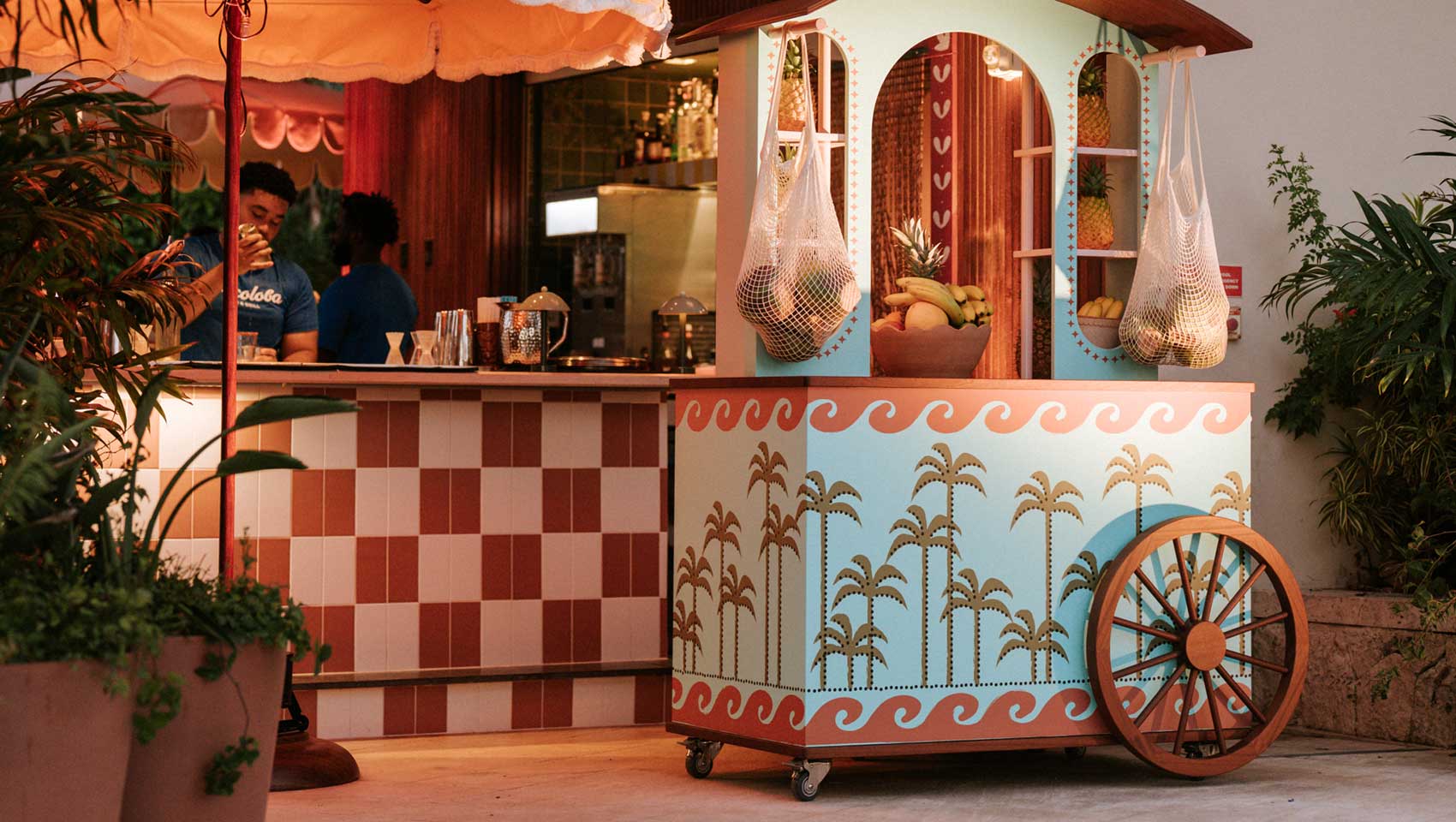 Bar and Cocktail cart at Seafire