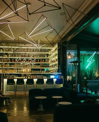 Audrey Hands Headshot